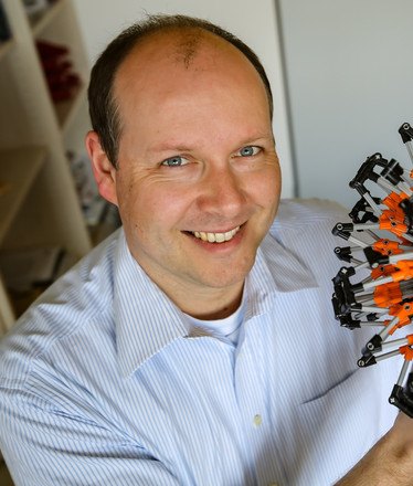 Prof. Guido Clever